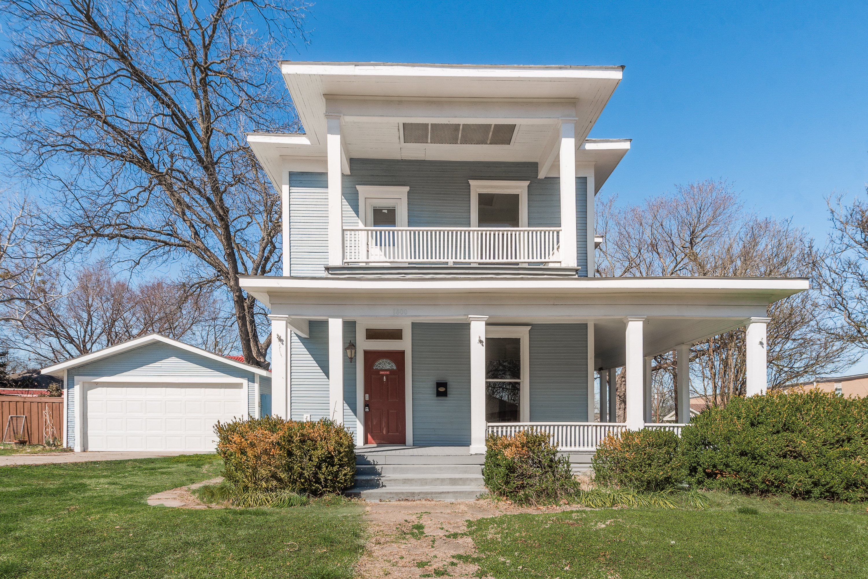 Property main image