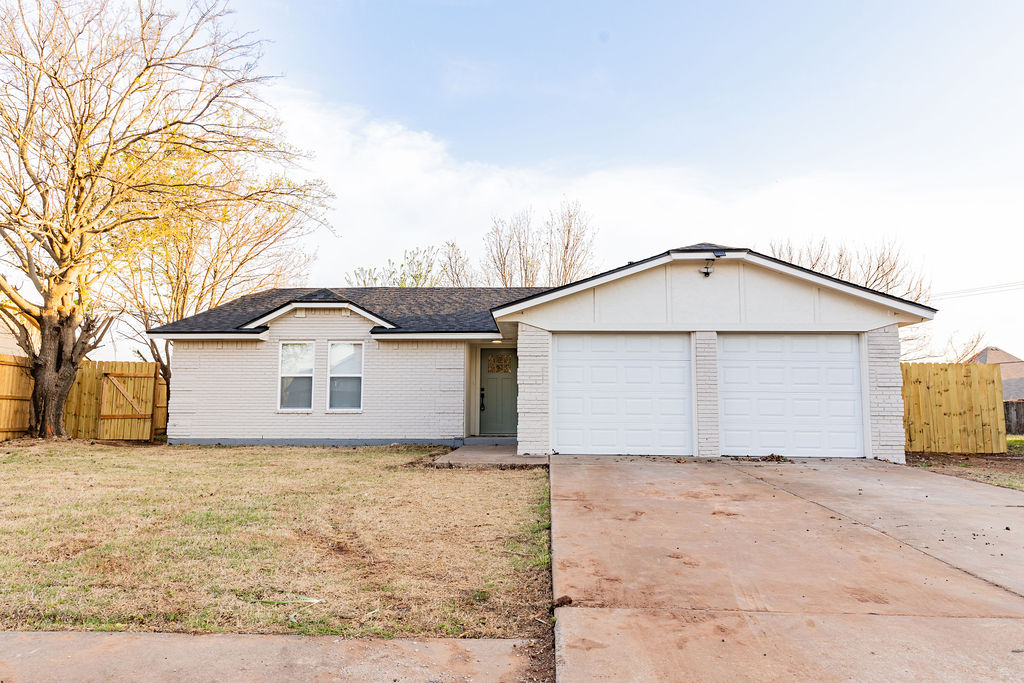 600 Southeast 38th Street