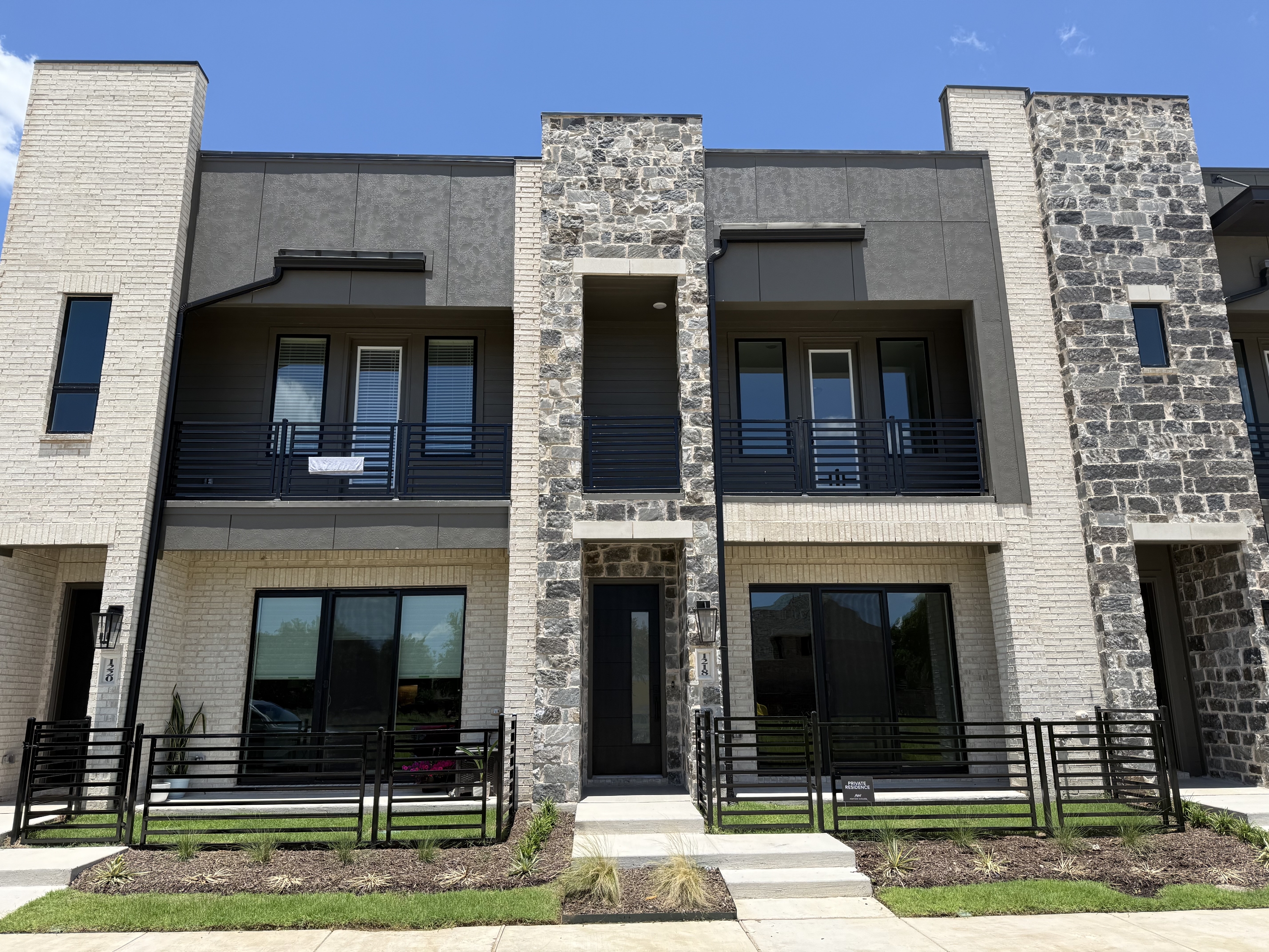 1218 Daybreak Drive
