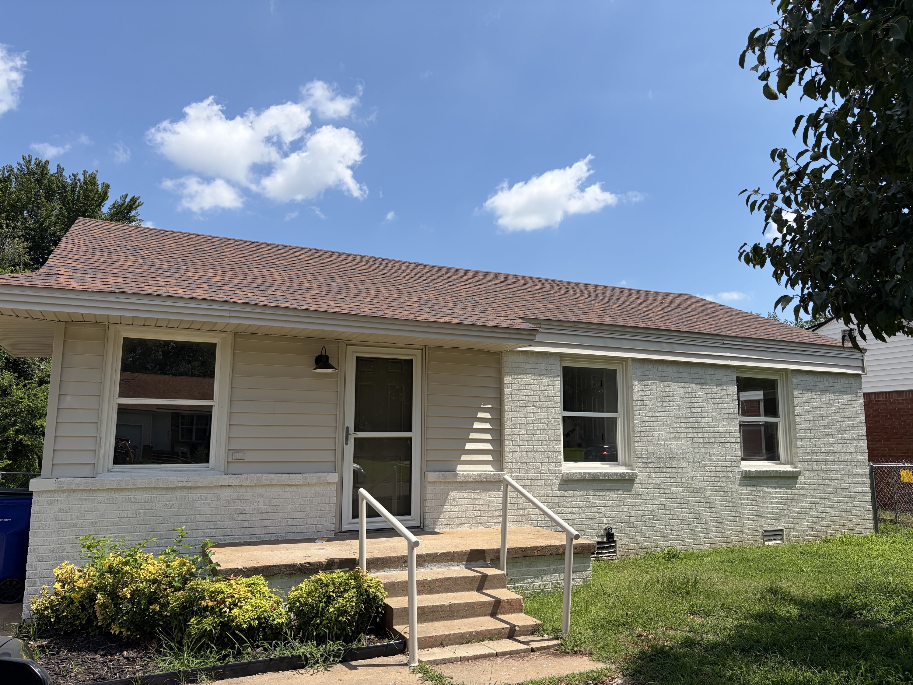 411 East Showalter Drive