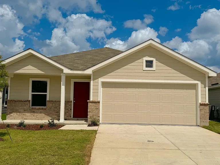 5813 Crystal Water Way